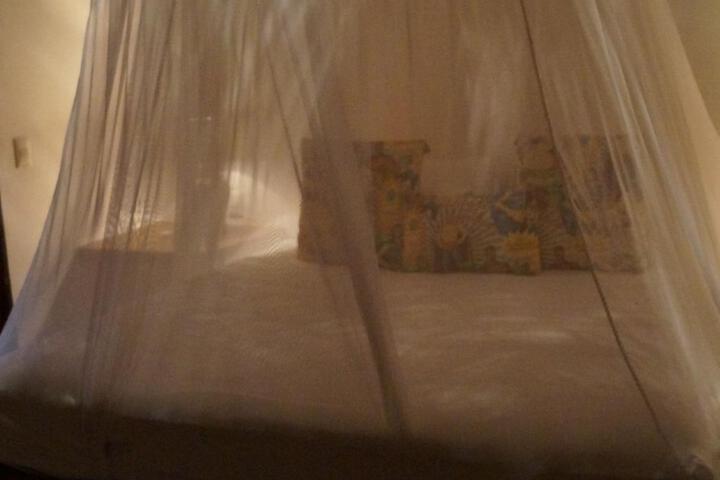 Room 68 of 109