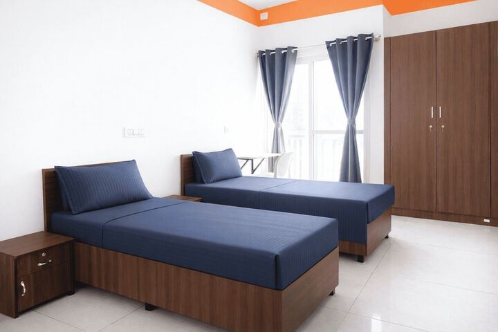 Room 3 of 15