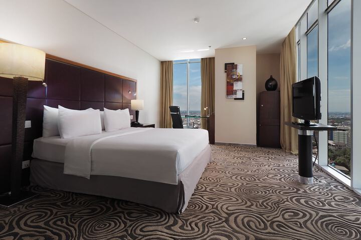 Room 11 of 65