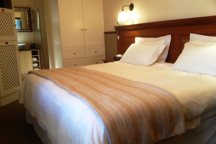 Room 21 of 33