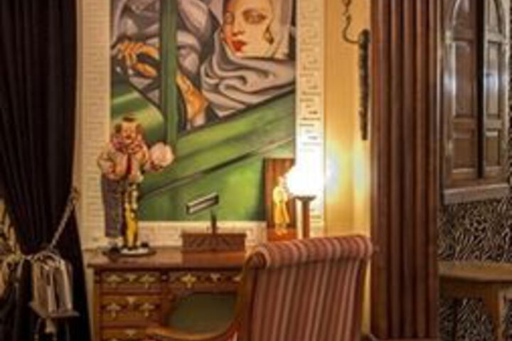Room 10 of 25