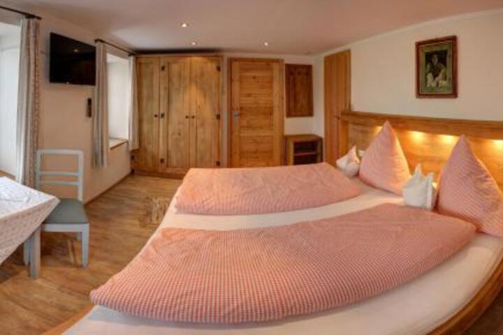 General 4 of 52