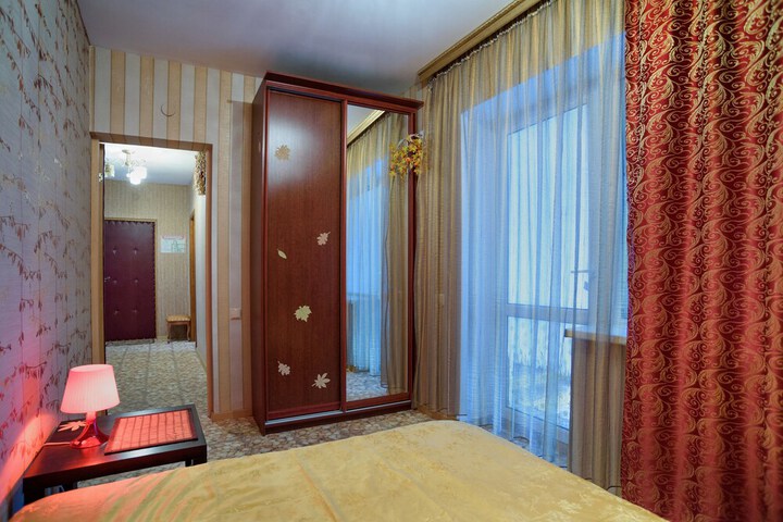 Room 17 of 97
