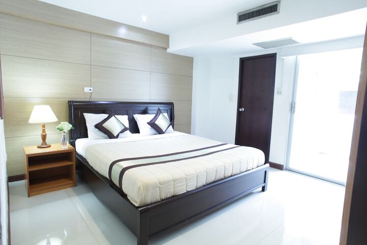 Room 19 of 90