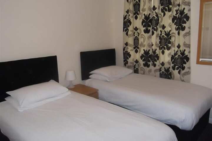 Room 18 of 49