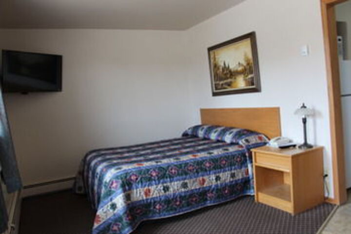 Room 5 of 14