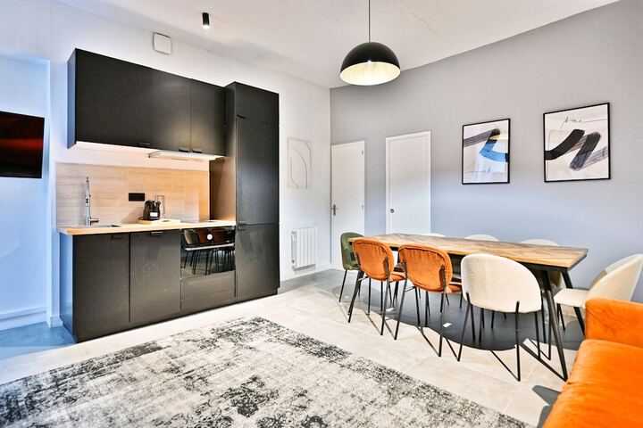 Room 43 of 63
