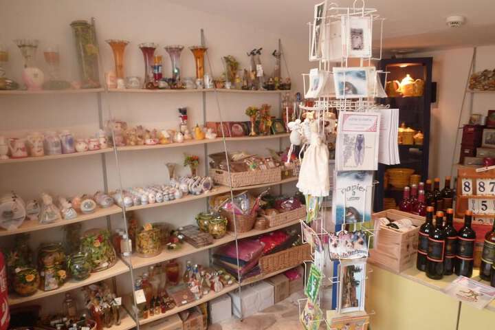 Gift shop