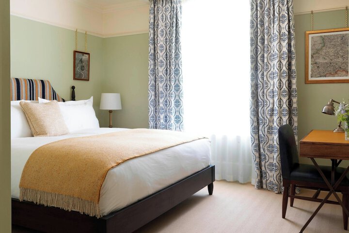 Room 15 of 72