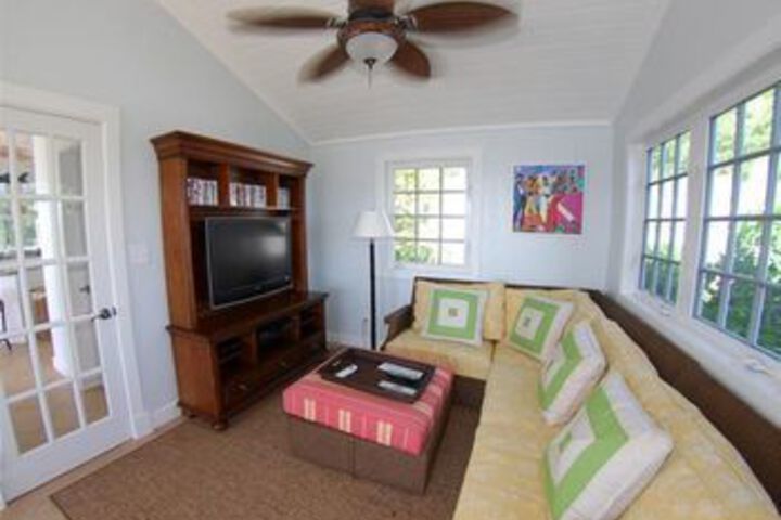 Room 11 of 20