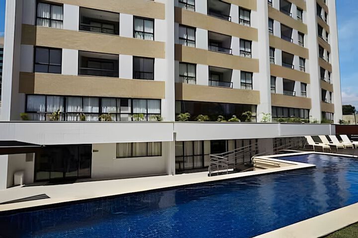 Pool 104 of 137