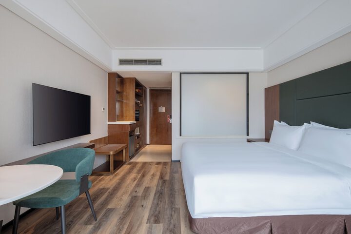 Room 22 of 109