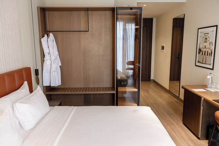 Room 39 of 176