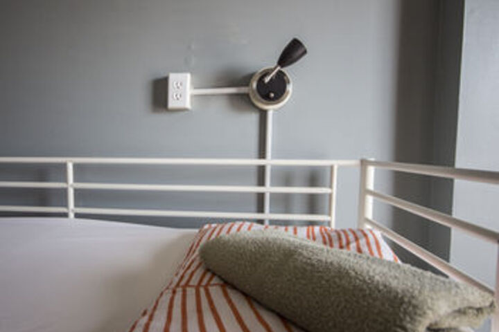 Room 11 of 27