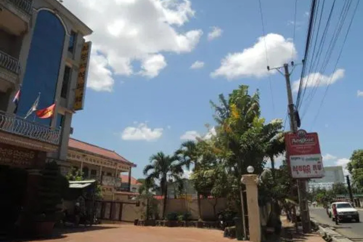 Sovann Phum Hotel and Restaurant