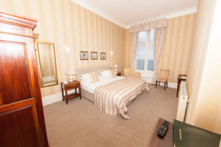 Room 54 of 87