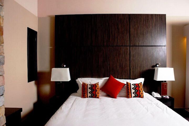Room 5 of 39