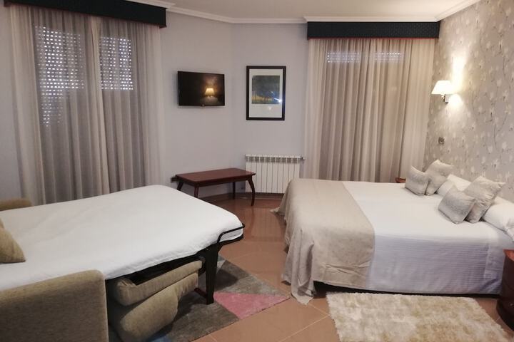 Room 21 of 74