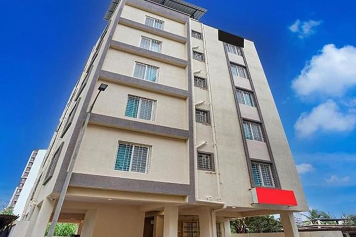 Fabhotel Seven Elite