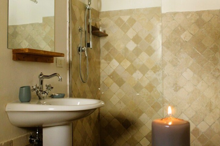 Room 14 of 39