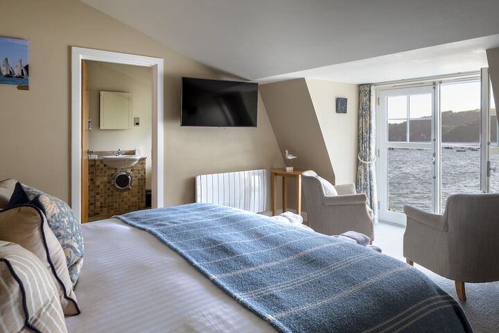 Room 46 of 94