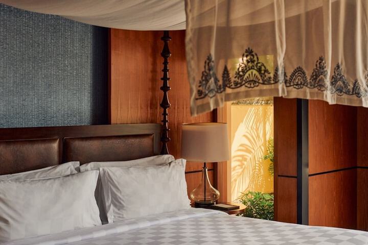 Room 21 of 268