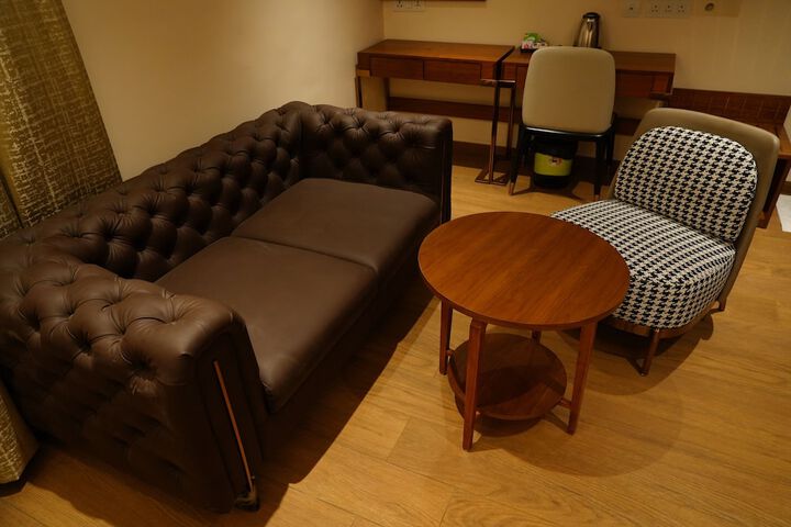 Room 45 of 87
