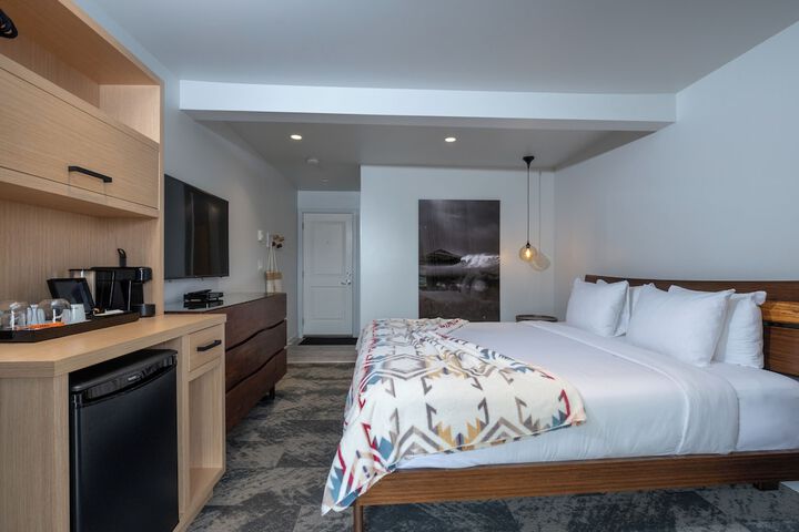 Room 12 of 88