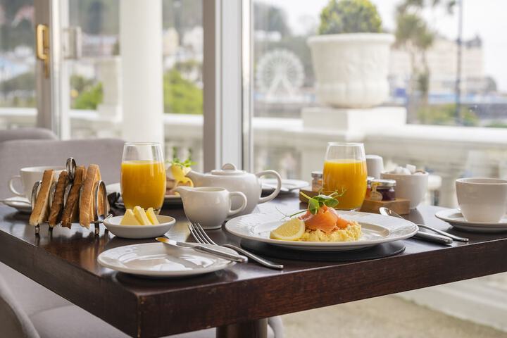 Breakfast/Coffee Service 81 of 92
