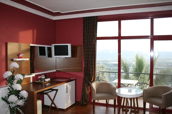 Room 14 of 62