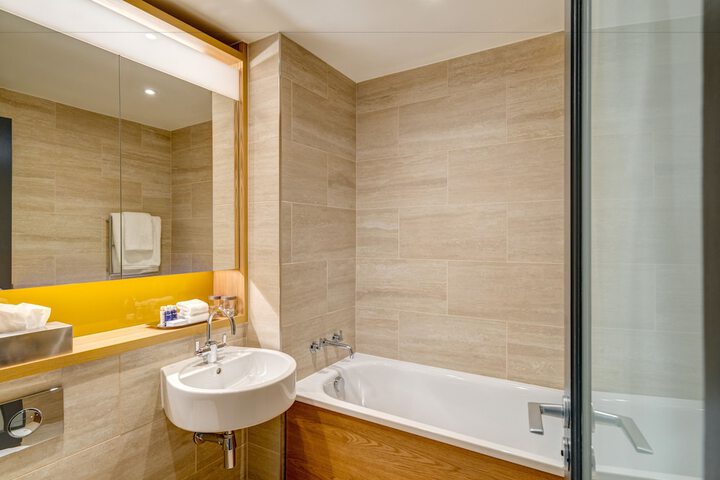 Clean Restrooms