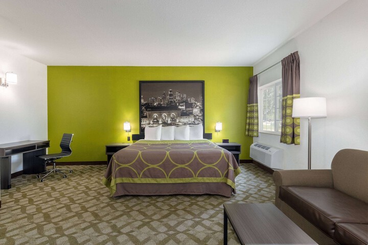 1 King Bed (6 of 12)