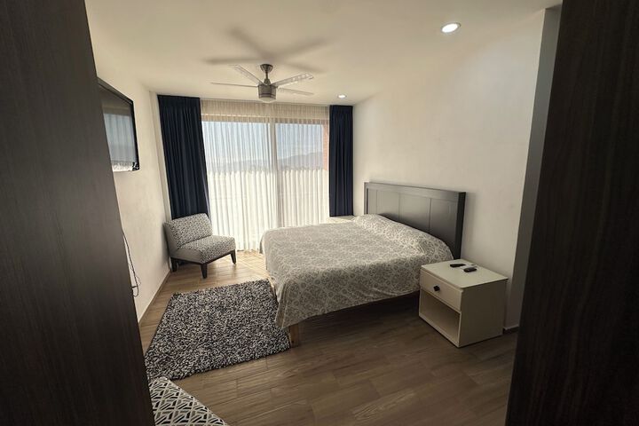 Room 7 of 60