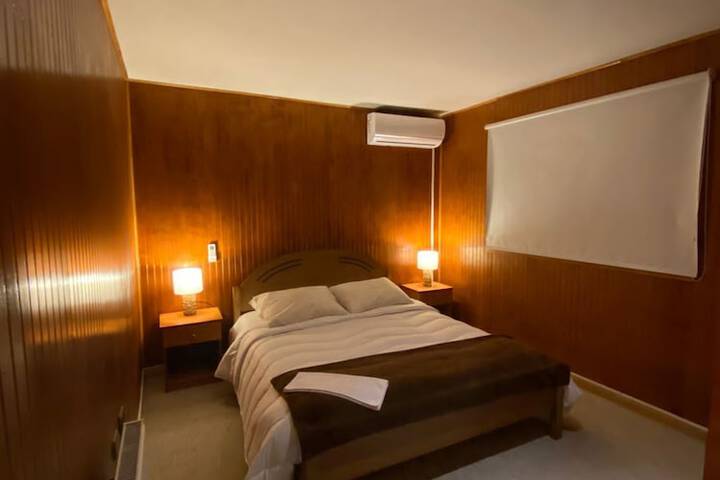 Room 3 of 96