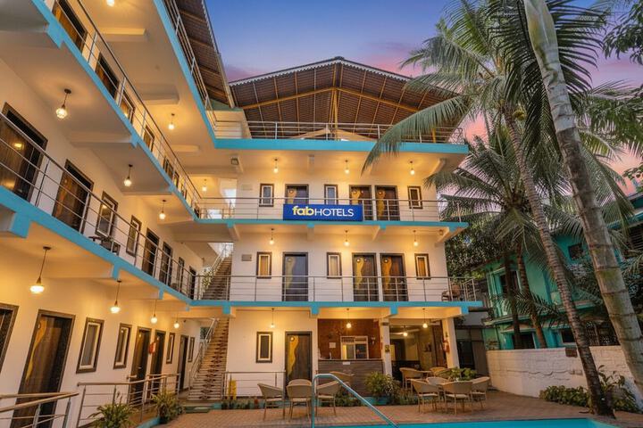 FabHotel Palm Inn Resort