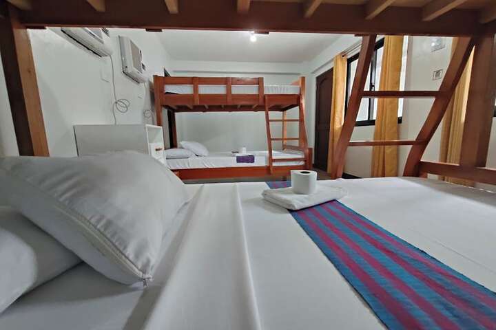 Room 3 of 43