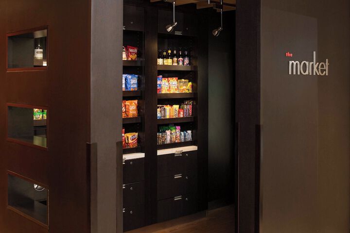 Snack bar