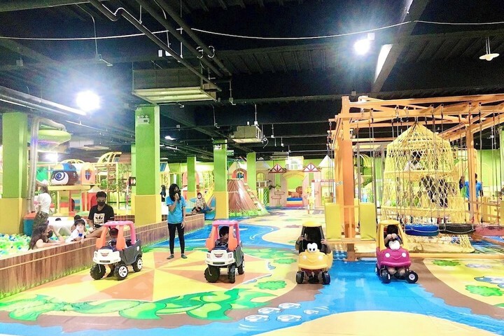 Childrens Activities 25 of 42