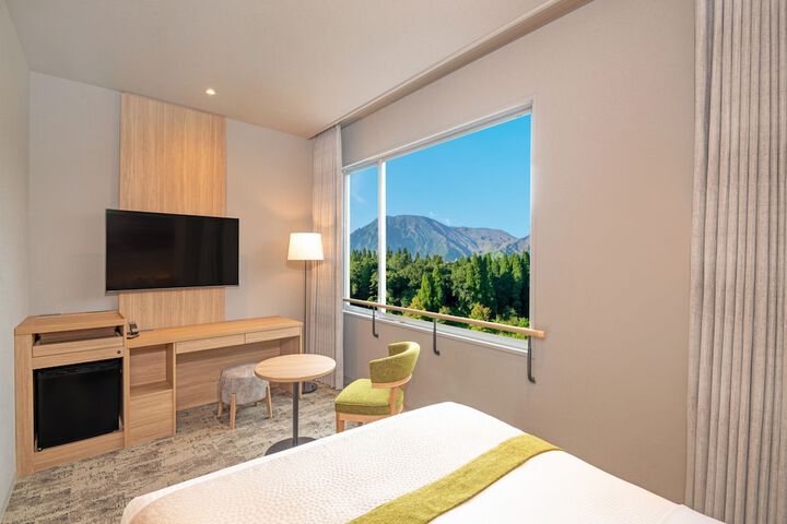 Room 30 of 130