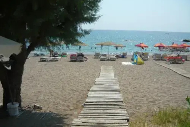 Beach 4 of 7