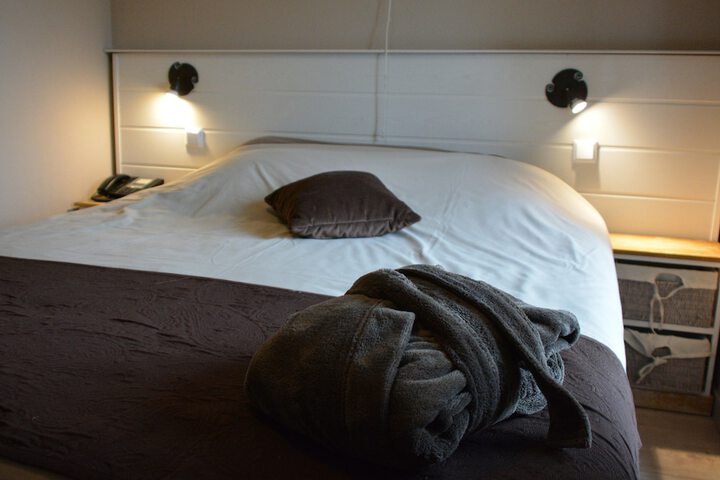 Room 9 of 62