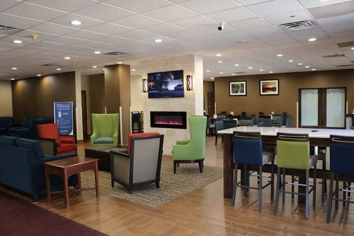Hotel Interior 6 of 36