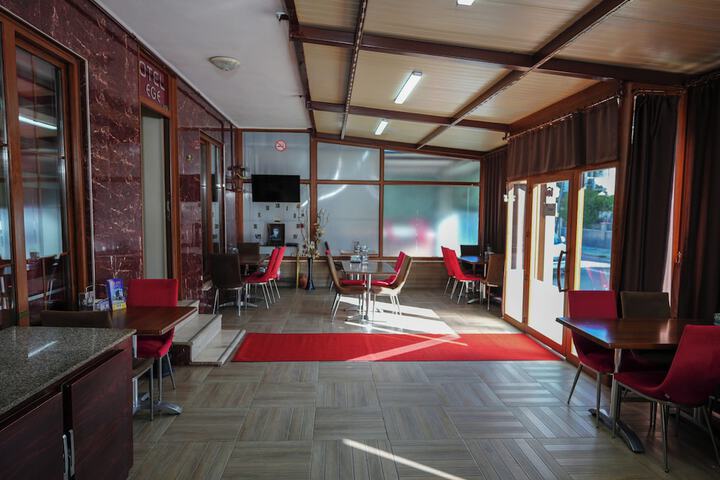 Room 15 of 25