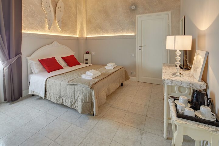 Room 14 of 46