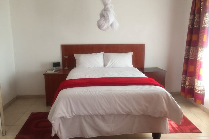 Room 13 of 94