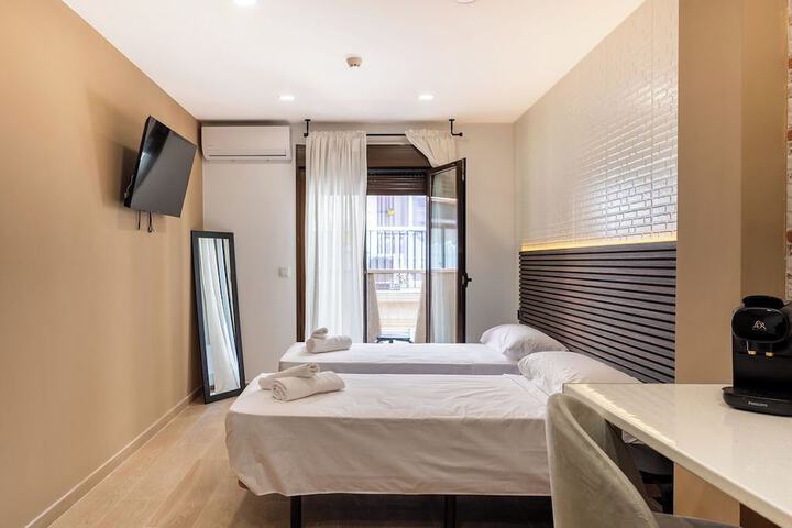 Room 20 of 76