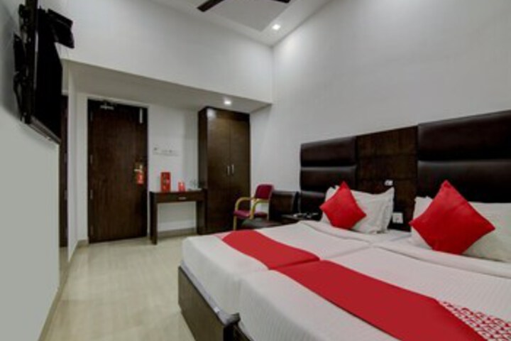 Room 20 of 31