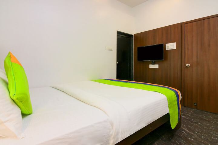 Room 19 of 33