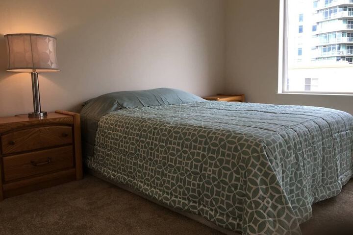Room 9 of 47