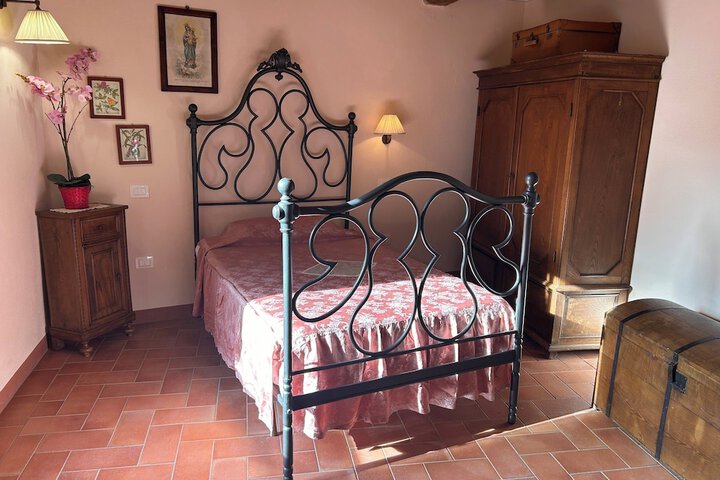 Room 13 of 157